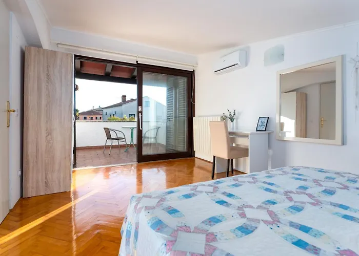 Mit Pool- Grosser Garten By Interhome Σπίτι διακοπών *