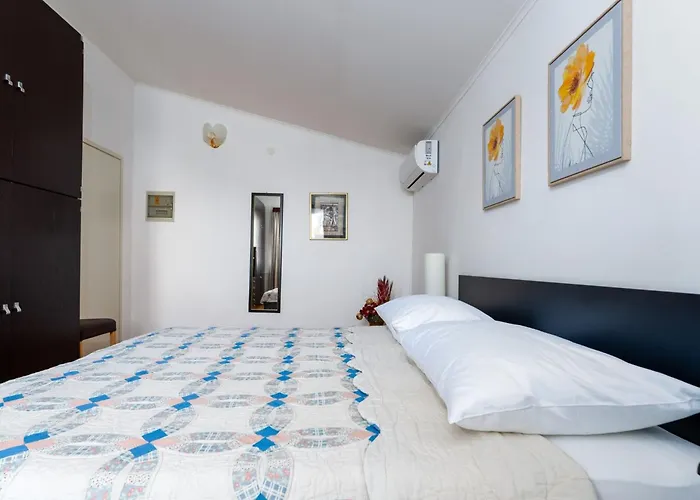 Mit Pool- Grosser Garten By Interhome Σπίτι διακοπών Πόρετς