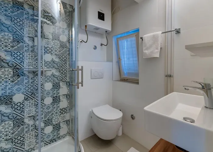 Mit Pool- Grosser Garten By Interhome *