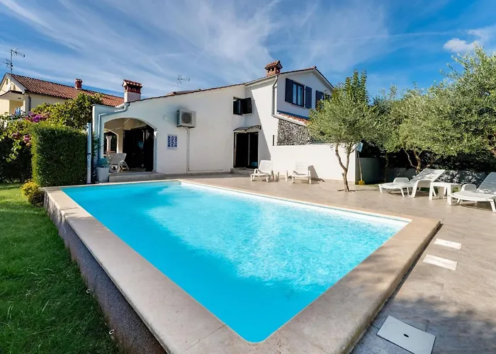 Nyaraló Mit Pool- Grosser Garten By Interhome