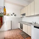 Mit Pool- Grosser Garten By Interhome Πόρετς