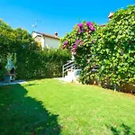 Mit Pool- Grosser Garten By Interhome * Πόρετς